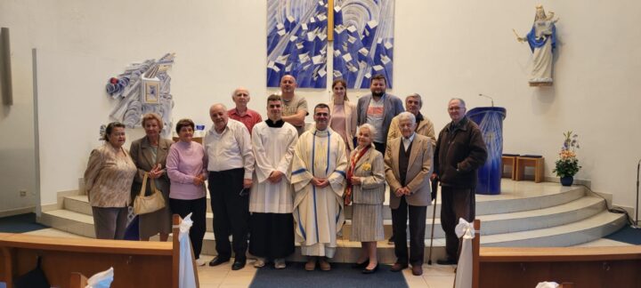 Stretnutie exallievov seniorov na sviatok Panny Márie Pomocnice